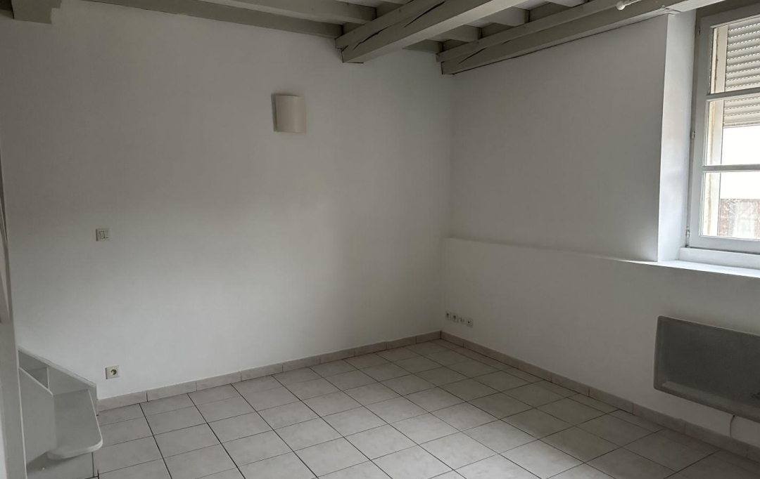 AGENCE TEMPLUM : Apartment | SORGUES (84700) | 32 m2 | 520 € 