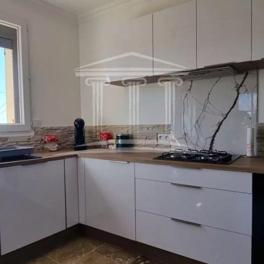  AGENCE TEMPLUM : Maison / Villa | CHATEAUNEUF-DU-PAPE (84230) | 40 m2 | 696 € 