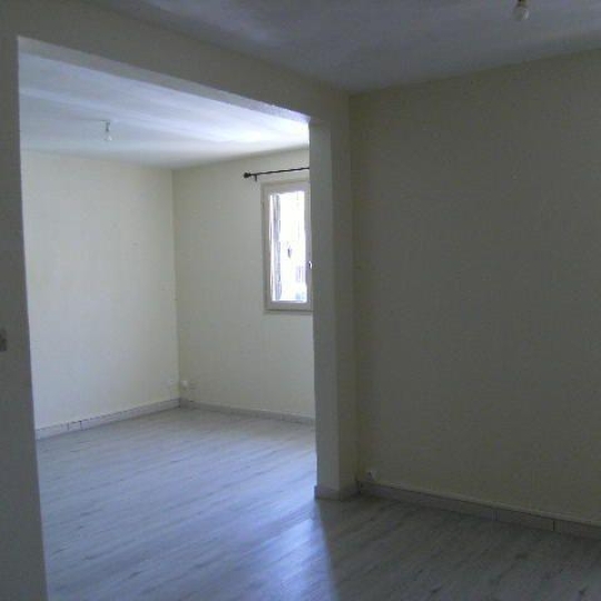  AGENCE TEMPLUM : Apartment | SORGUES (84700) | 45 m2 | 522 € 