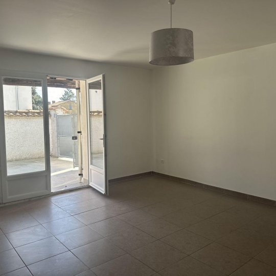  AGENCE TEMPLUM : House | SORGUES (84700) | 64 m2 | 906 € 