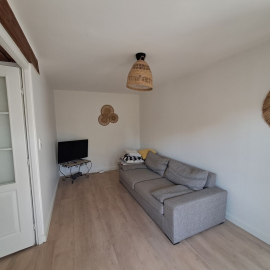  AGENCE TEMPLUM : Appartement | SORGUES (84700) | 52 m2 | 525 € 
