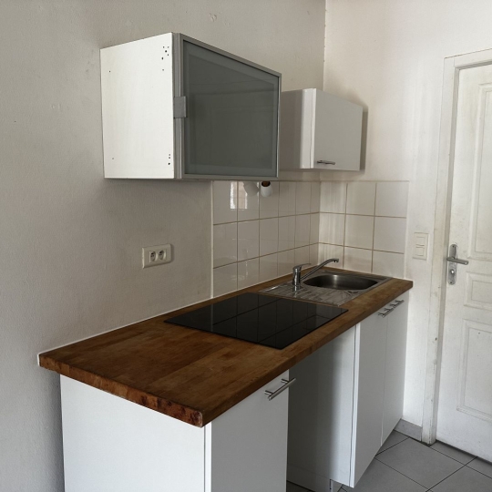  AGENCE TEMPLUM : Appartement | SORGUES (84700) | 38 m2 | 507 € 