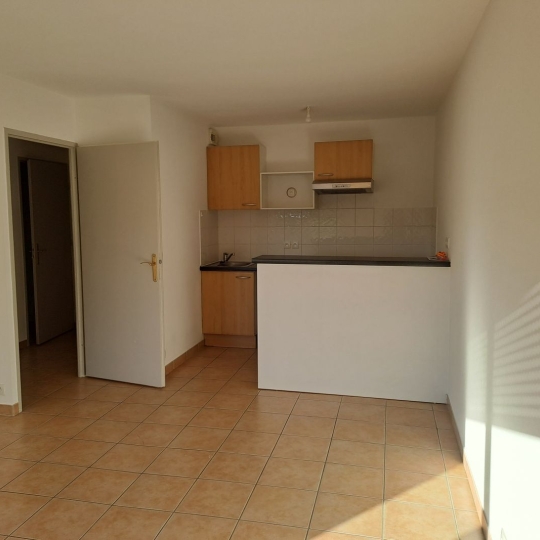  AGENCE TEMPLUM : Appartement | SORGUES (84700) | 38 m2 | 580 € 