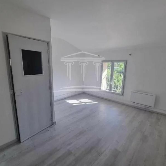  AGENCE TEMPLUM : Immeuble | SORGUES (84700) | 268 m2 | 320 000 € 