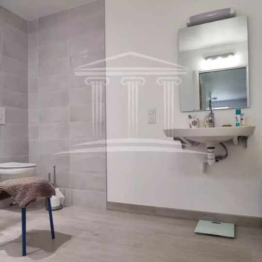  AGENCE TEMPLUM : House | SORGUES (84700) | 215 m2 | 418 000 € 