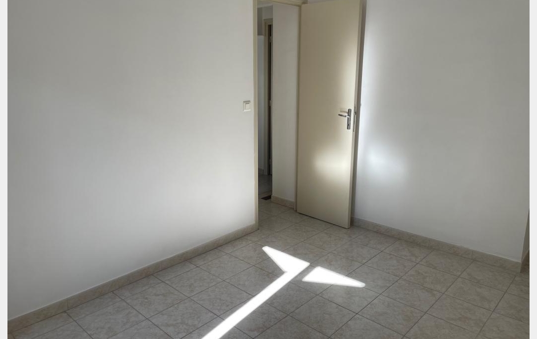 AGENCE TEMPLUM : Maison / Villa | SORGUES (84700) | 54 m2 | 580 € 
