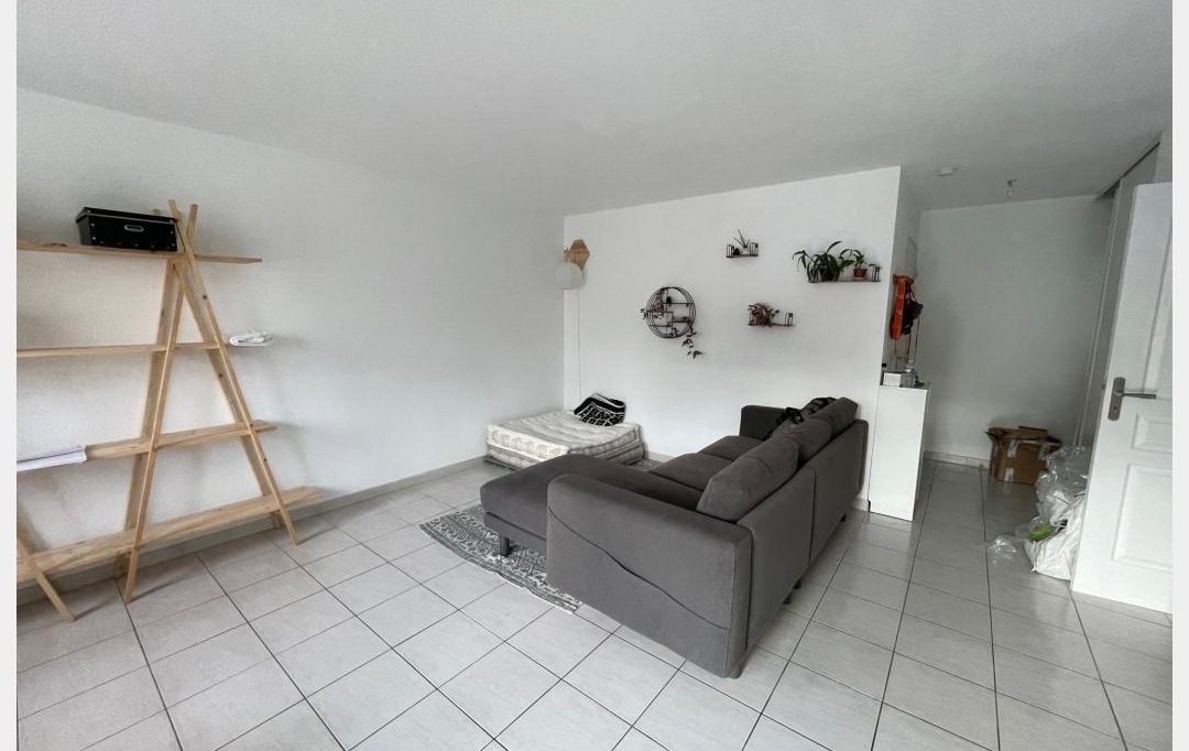 AGENCE TEMPLUM : Apartment | SORGUES (84700) | 65 m2 | 750 € 