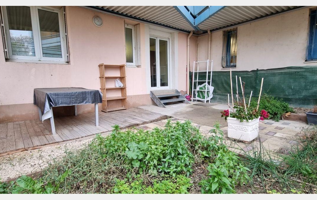 AGENCE TEMPLUM : Appartement | SORGUES (84700) | 31 m2 | 460 € 