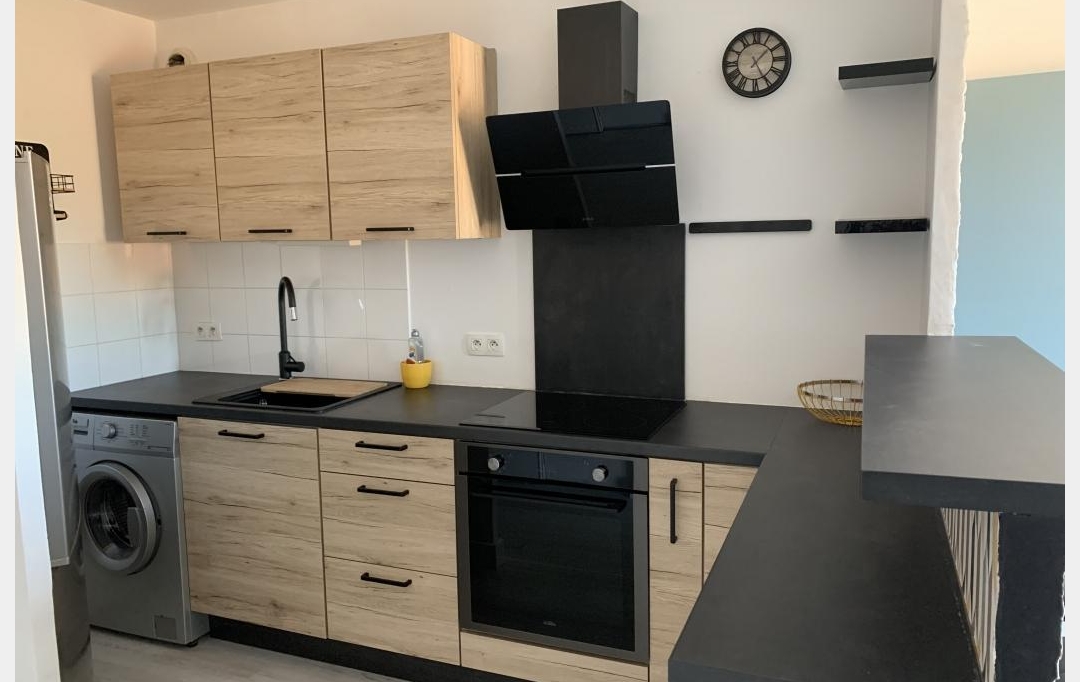 AGENCE TEMPLUM : Apartment | LE PONTET (84130) | 60 m2 | 704 € 