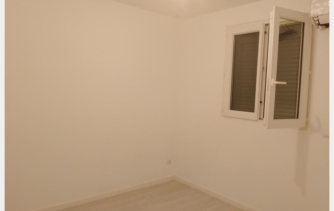 AGENCE TEMPLUM : Maison / Villa | SORGUES (84700) | 66 m2 | 671 € 