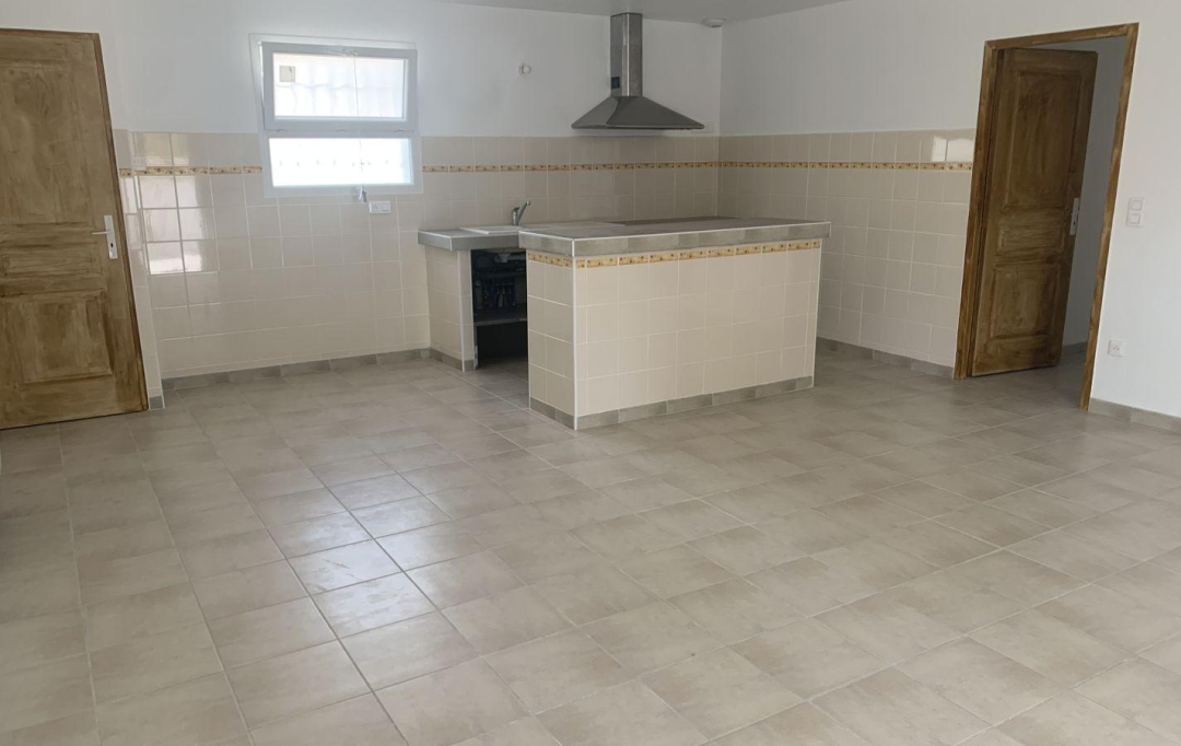 AGENCE TEMPLUM : Maison / Villa | SORGUES (84700) | 81 m2 | 1 034 € 