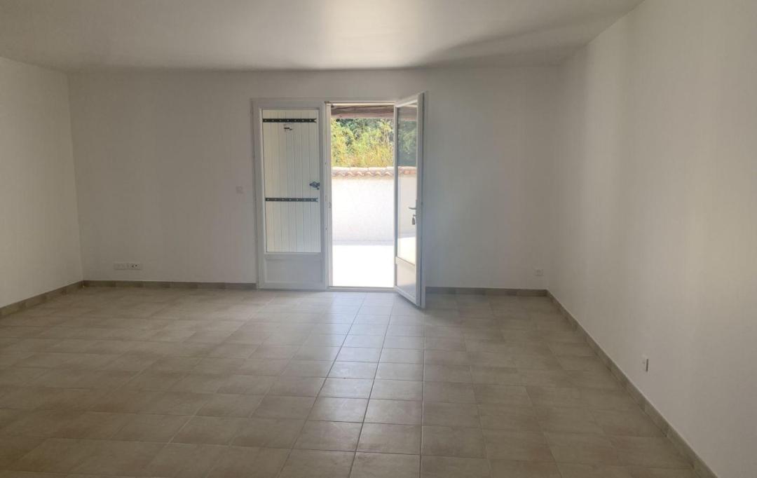 AGENCE TEMPLUM : Maison / Villa | SORGUES (84700) | 81 m2 | 1 034 € 