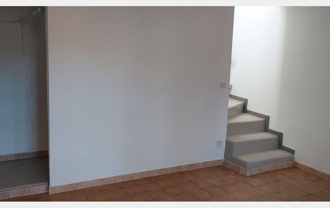 AGENCE TEMPLUM : Appartement | SORGUES (84700) | 52 m2 | 560 € 