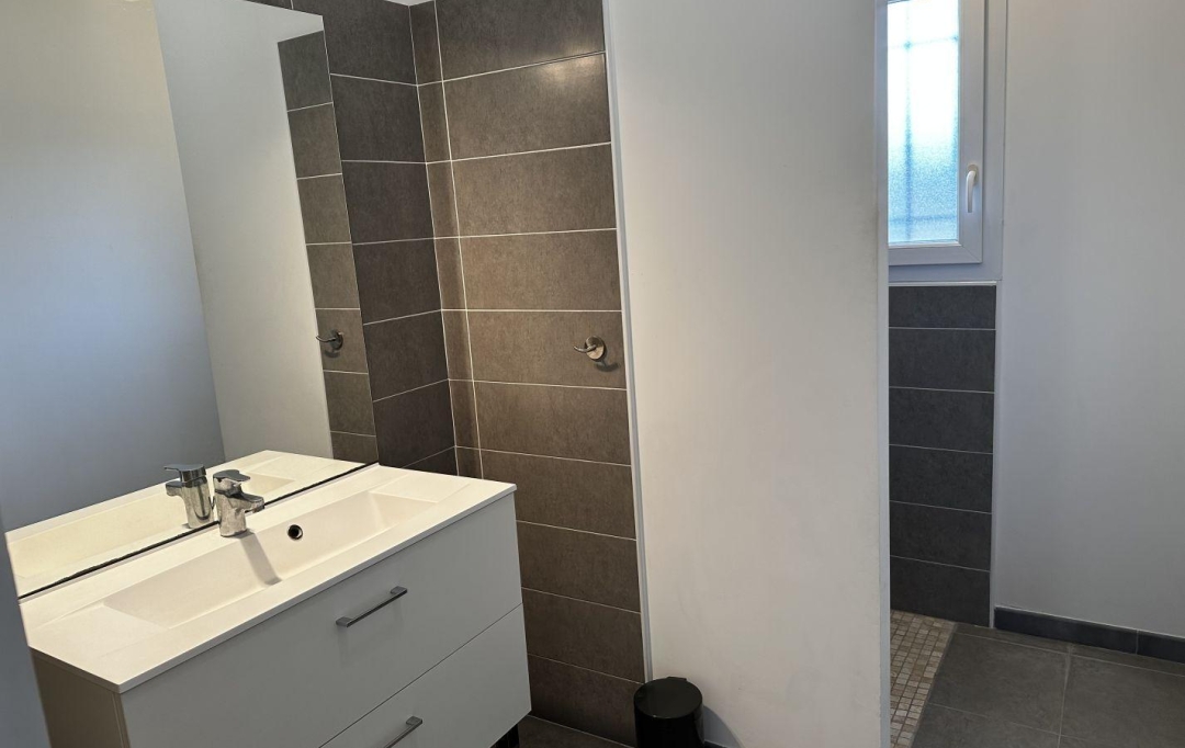 AGENCE TEMPLUM : Maison / Villa | SORGUES (84700) | 89 m2 | 1 105 € 