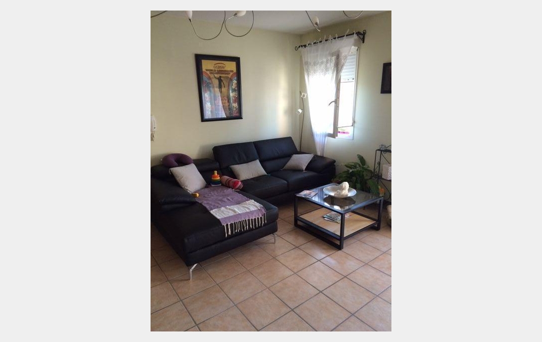 AGENCE TEMPLUM : Appartement | SORGUES (84700) | 70 m2 | 712 € 