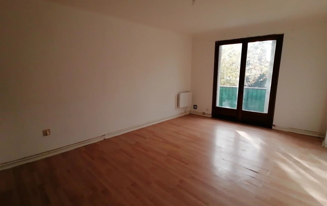 AGENCE TEMPLUM : Appartement | SORGUES (84700) | 50 m2 | 448 € 