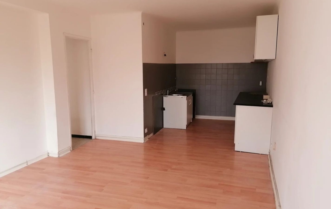 AGENCE TEMPLUM : Appartement | SORGUES (84700) | 50 m2 | 448 € 