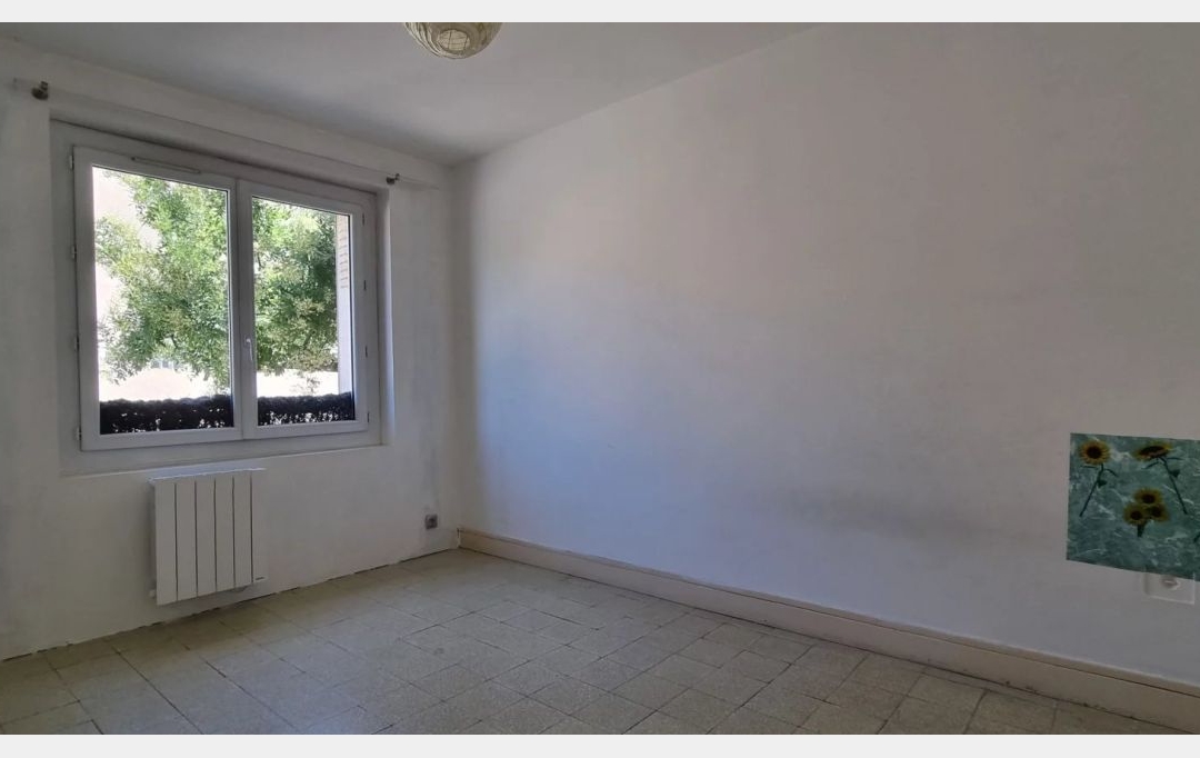 AGENCE TEMPLUM : Appartement | SORGUES (84700) | 54 m2 | 580 € 