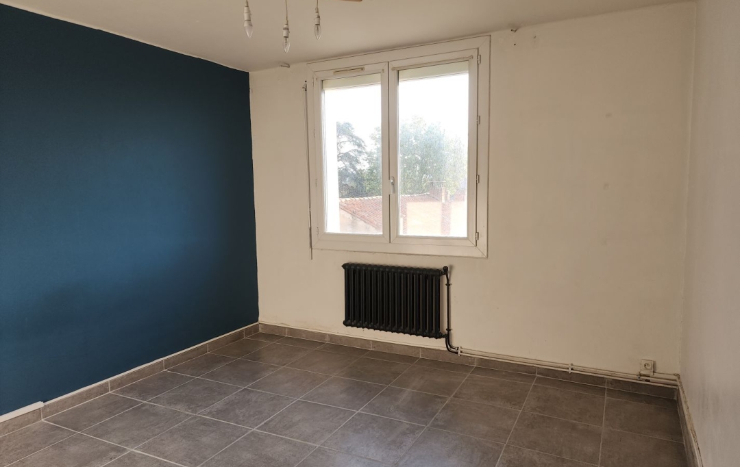 AGENCE TEMPLUM : Appartement | SORGUES (84700) | 69 m2 | 696 € 