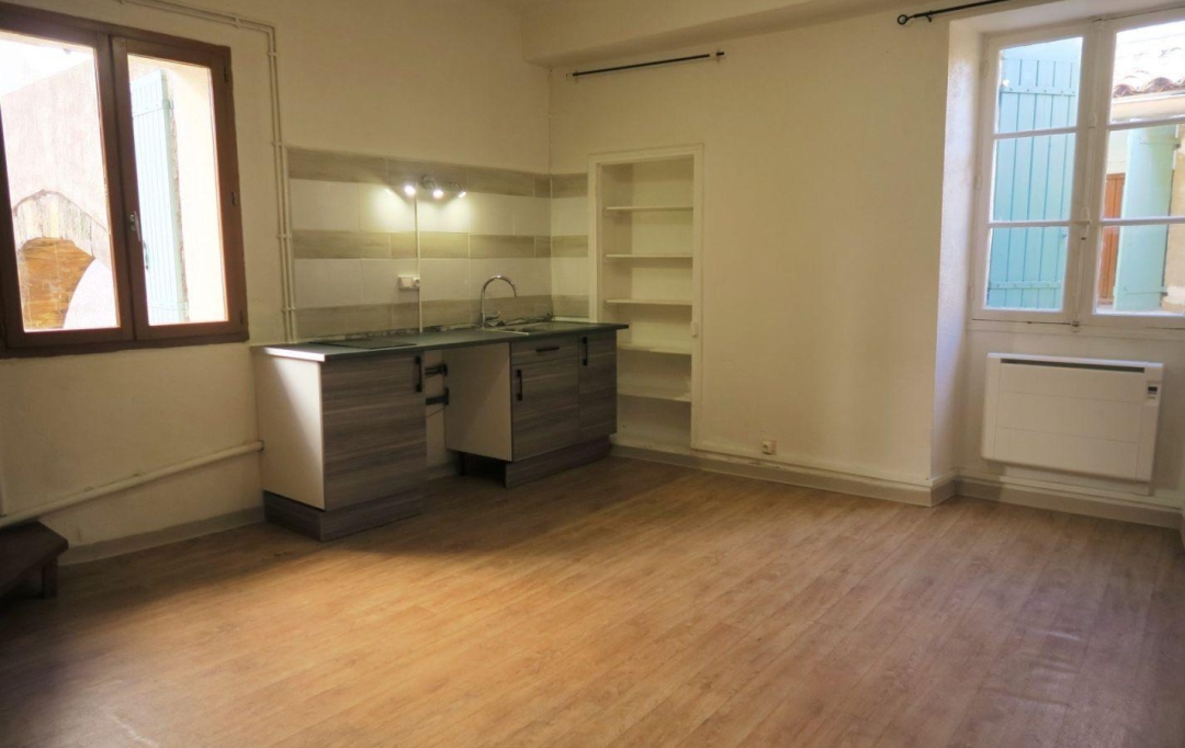 AGENCE TEMPLUM : Immeuble | SORGUES (84700) | 150 m2 | 249 000 € 