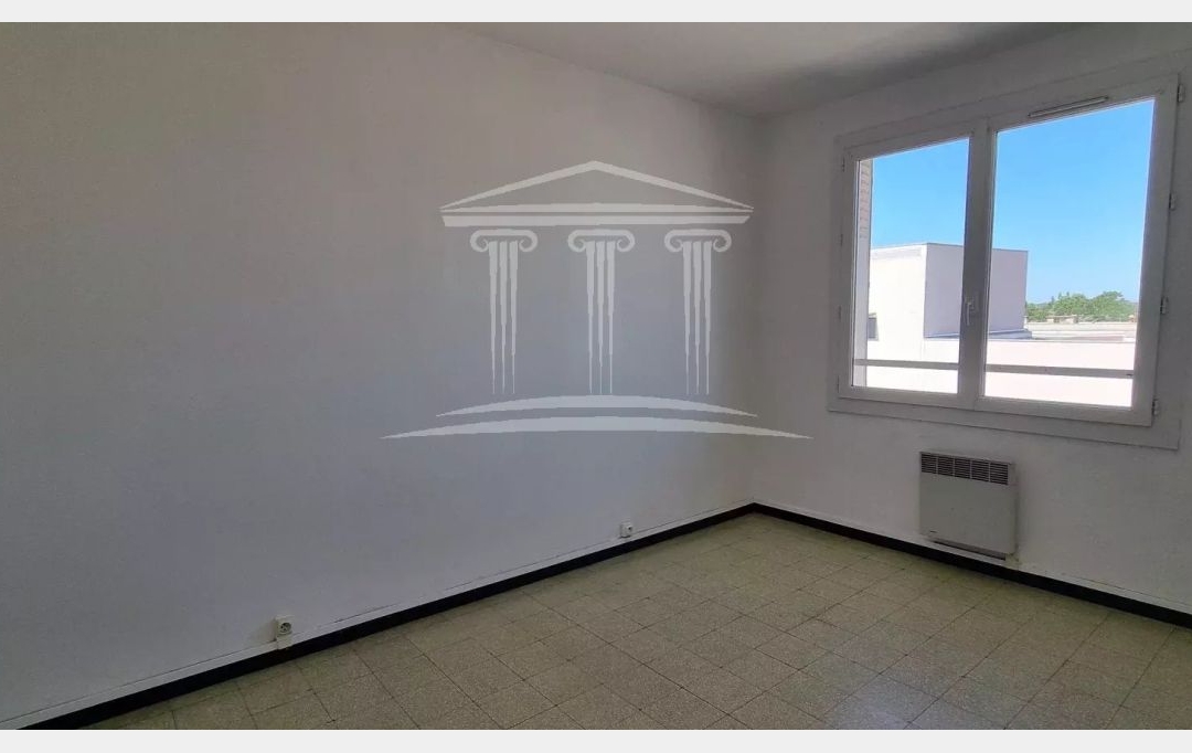 AGENCE TEMPLUM : Appartement | SORGUES (84700) | 67 m2 | 68 000 € 