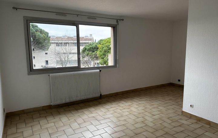 AGENCE TEMPLUM : Appartement | SORGUES (84700) | 33 m2 | 420 € 