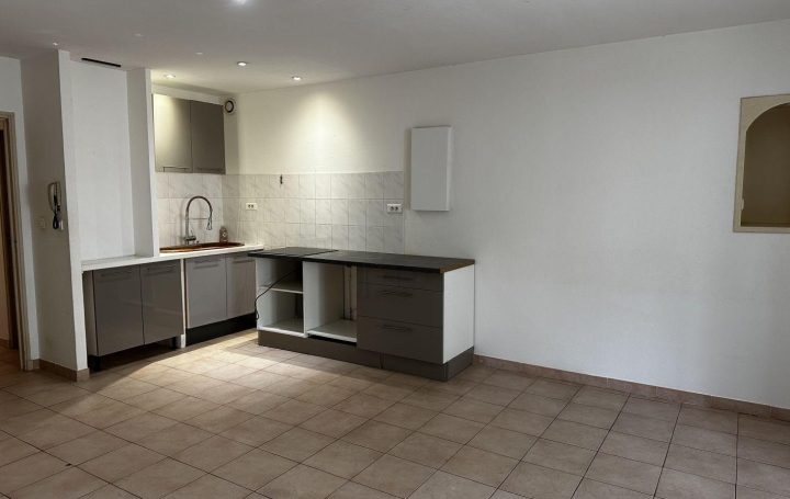 AGENCE TEMPLUM : Apartment | SORGUES (84700) | 51 m2 | 620 € 