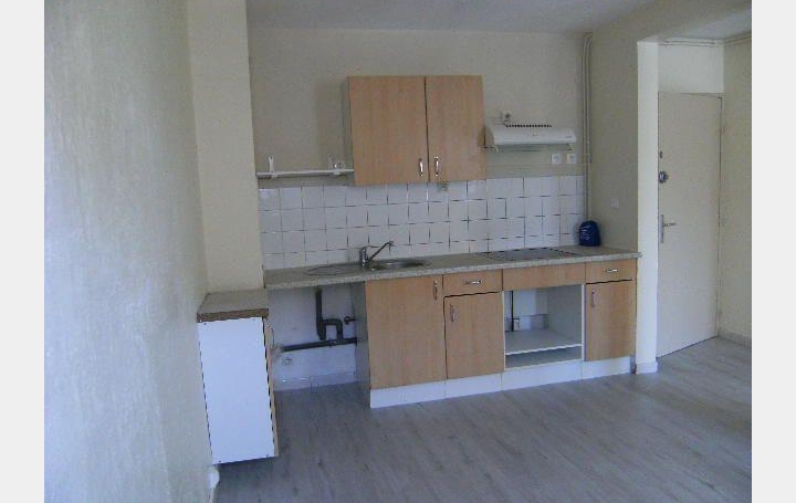  AGENCE TEMPLUM Apartment | SORGUES (84700) | 45 m2 | 522 € 