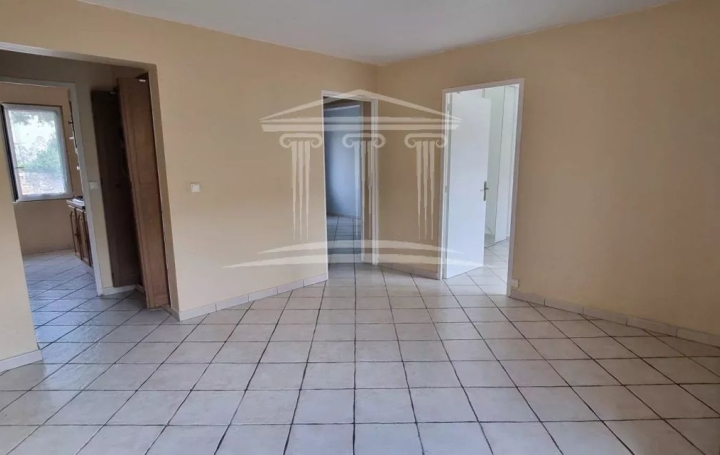Appartement P3 SORGUES 53 m2 69 000 € Appartement P3 SORGUES 53 m2 69 000 €