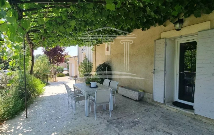  AGENCE TEMPLUM Maison / Villa | ALTHEN-DES-PALUDS (84210) | 118 m2 | 363 000 € 